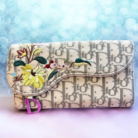 CHRISTIAN DIOR  Monogram Vintage Flowers Saddle Wallet - Picture 1 of 16